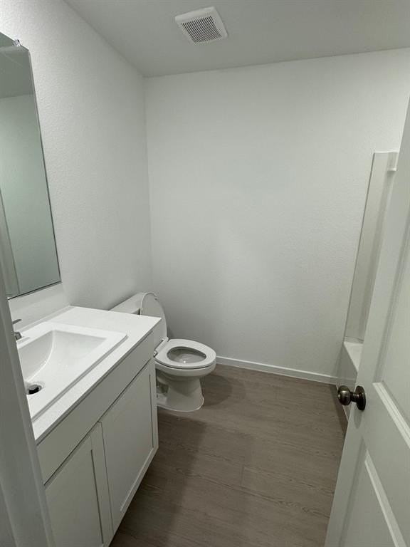 7809 Bent Gale Rd - Photo 7 of 17