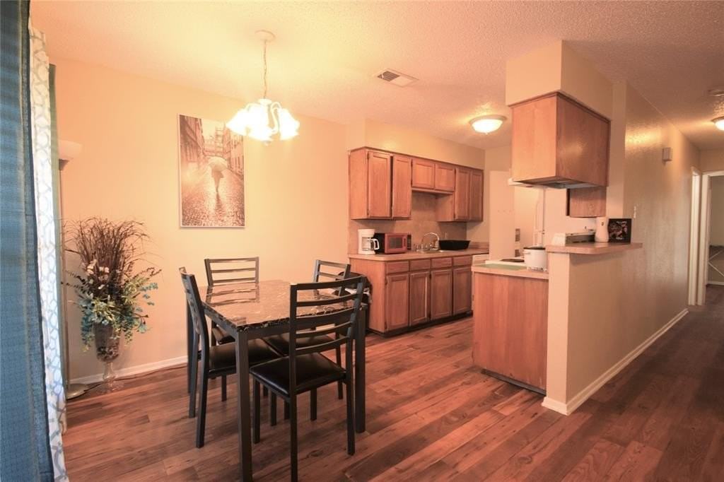 4909 Jamesway Rd #203D - Photo 7 of 17