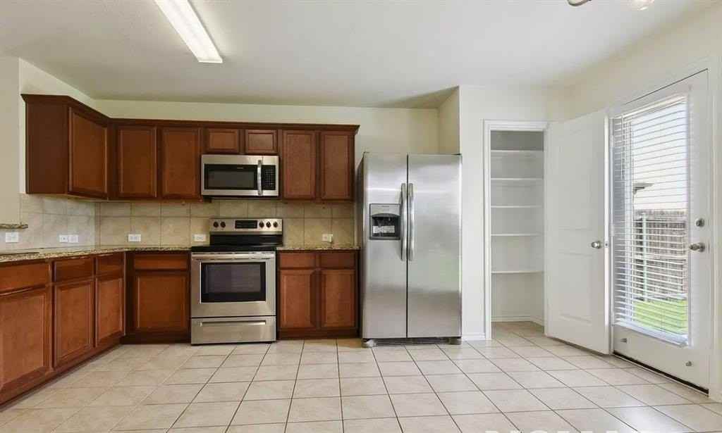 3080 Seth Ln - Photo 4 of 22