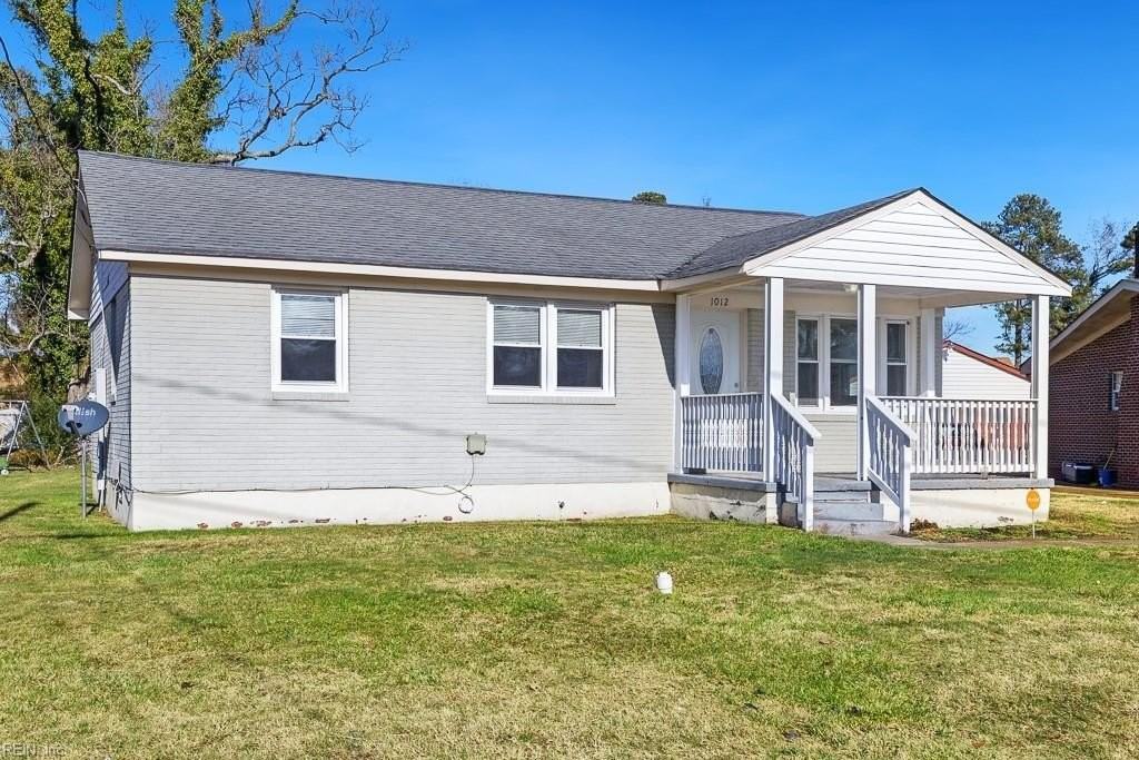 1012 Basie Cres - Photo 2 of 31