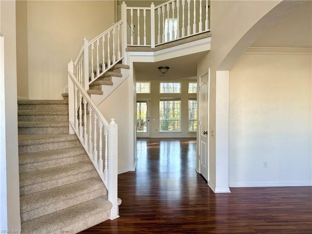 3205 Barbour Dr - Photo 3 of 25