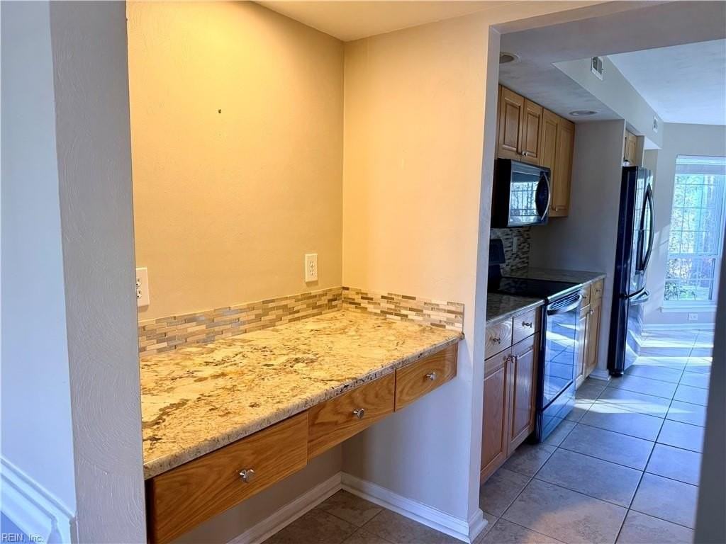 3205 Barbour Dr - Photo 6 of 25