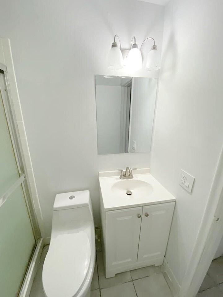 2715 Ponce De Leon Blvd - Photo 5 of 17