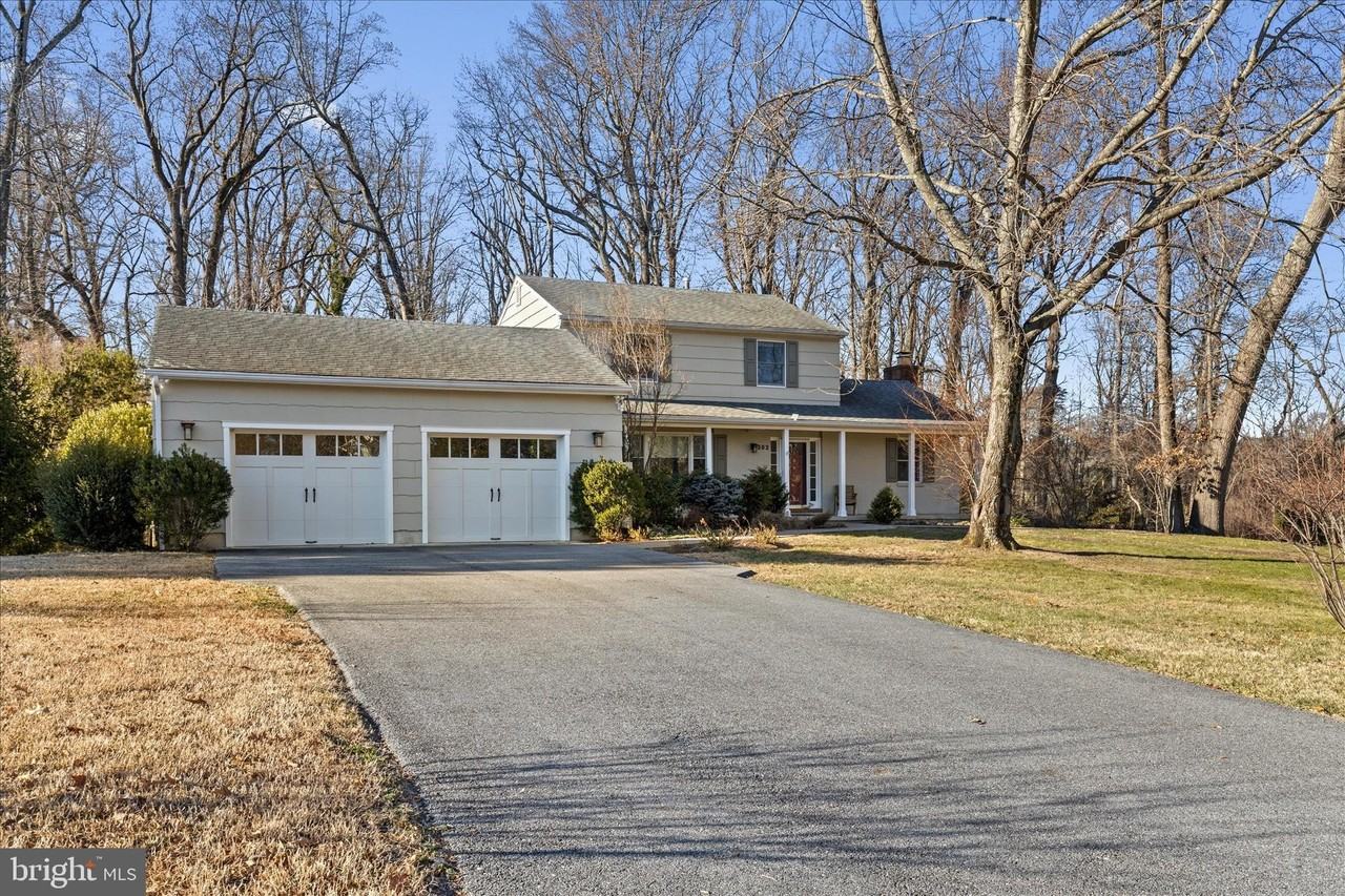 202 Nomini Dr - Photo 2 of 46