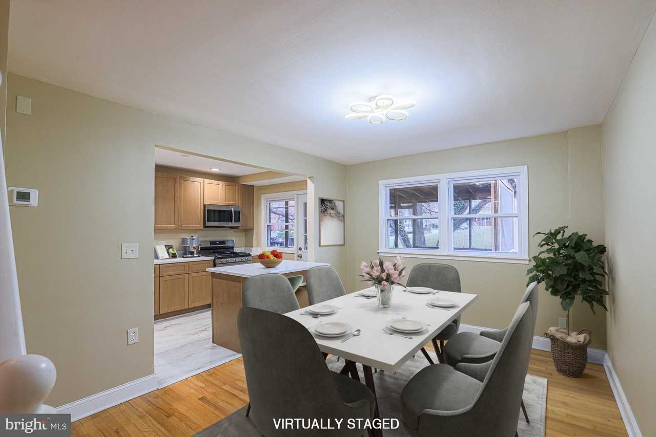 1622 Hartsdale Rd - Photo 5 of 22