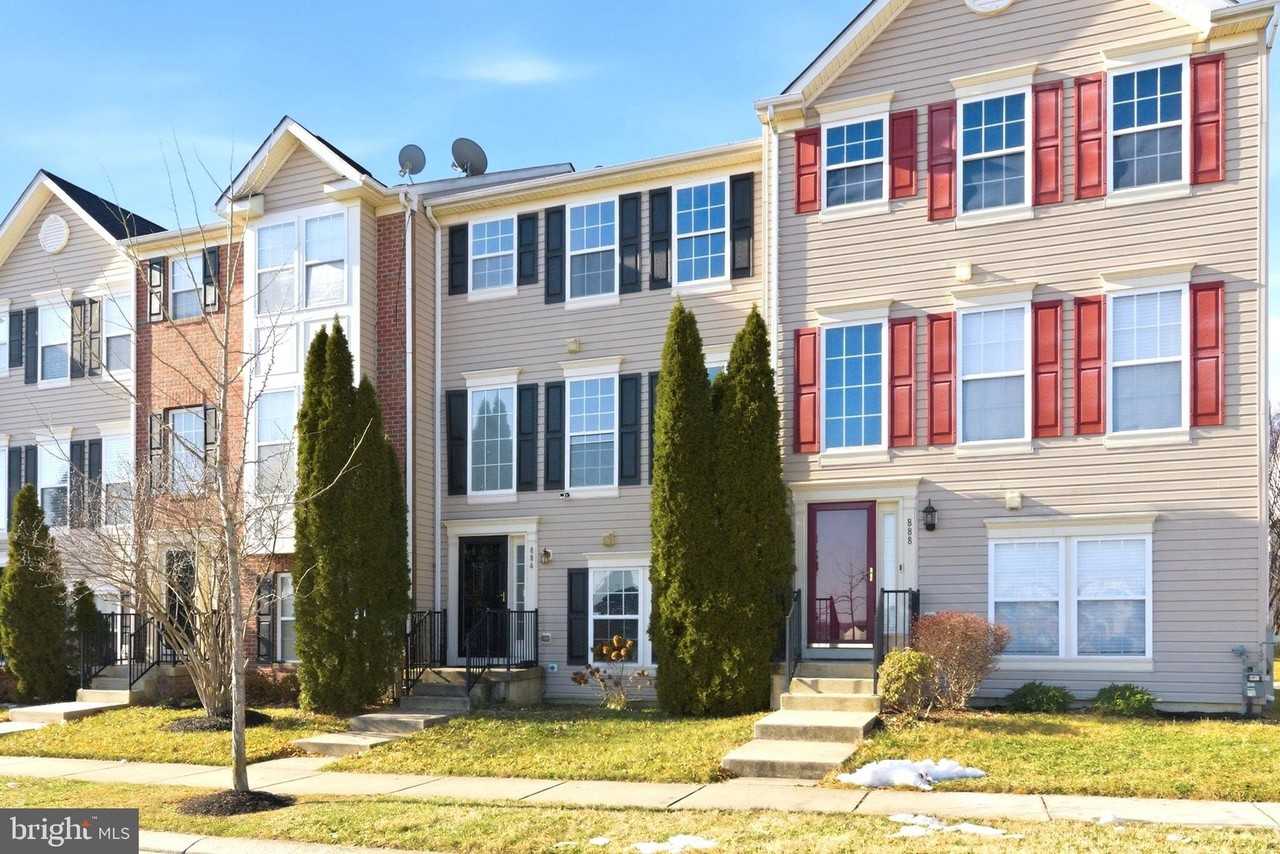 886 Lowe Rd - Photo 2 of 37