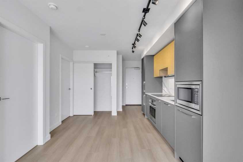 13725 George Junction #3206 - Photo 5 of 16