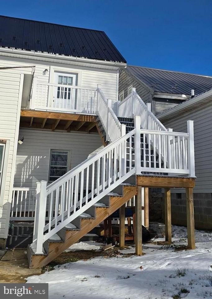 29 N Main St Apt B #B - Photo 6 of 7