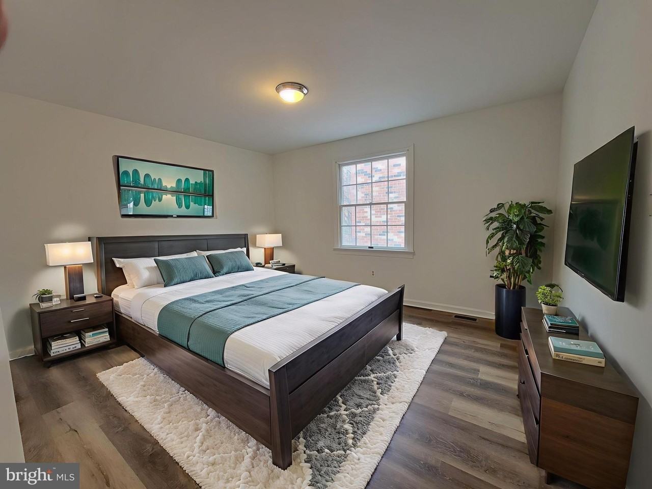 1727 Fitzwater St Unit B #B - Photo 4 of 31