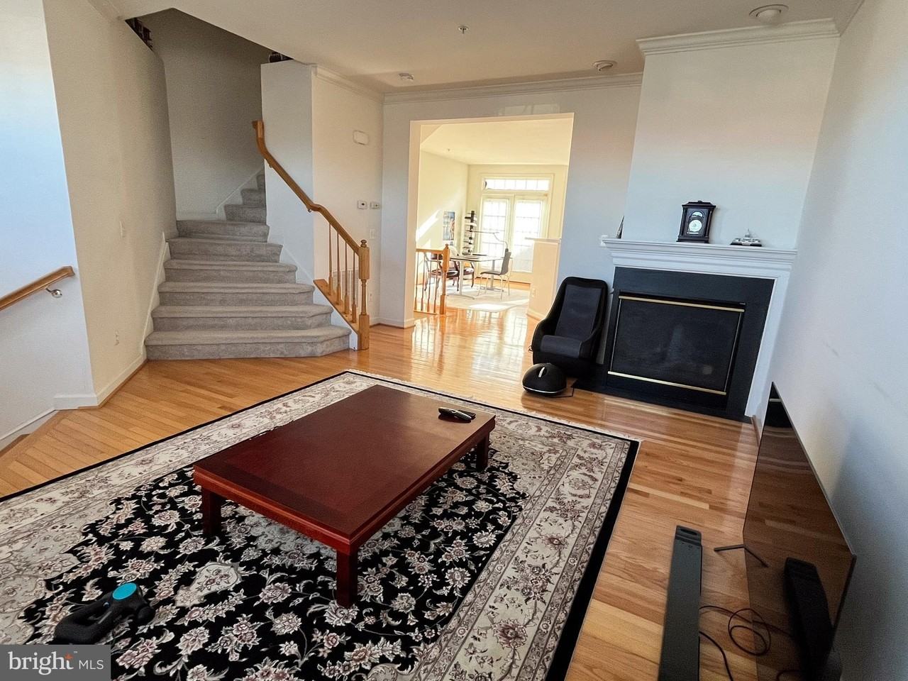 8179 Skelton Cir - Photo 5 of 32