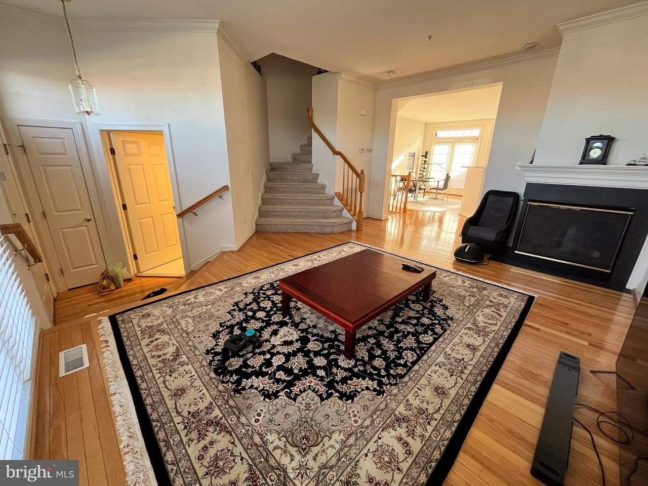 8179 Skelton Cir - Photo 7 of 32