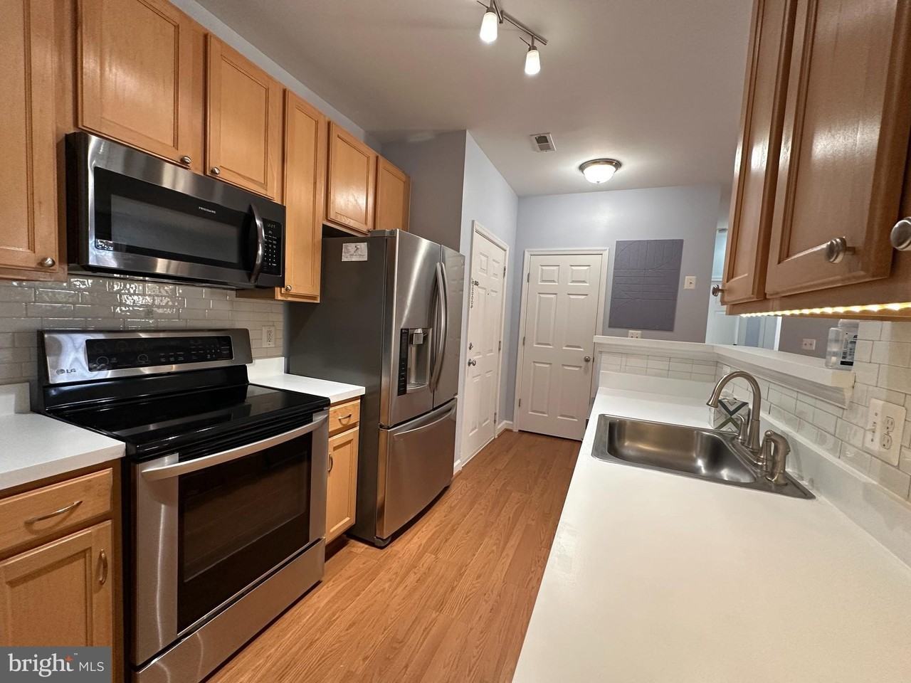 22607 Blue Elder Ter Unit 201 #201 - Photo 5 of 17