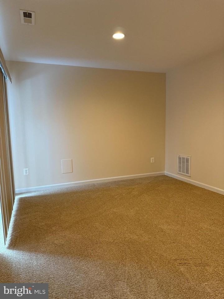 2340 Silver Fox Way - Photo 3 of 29