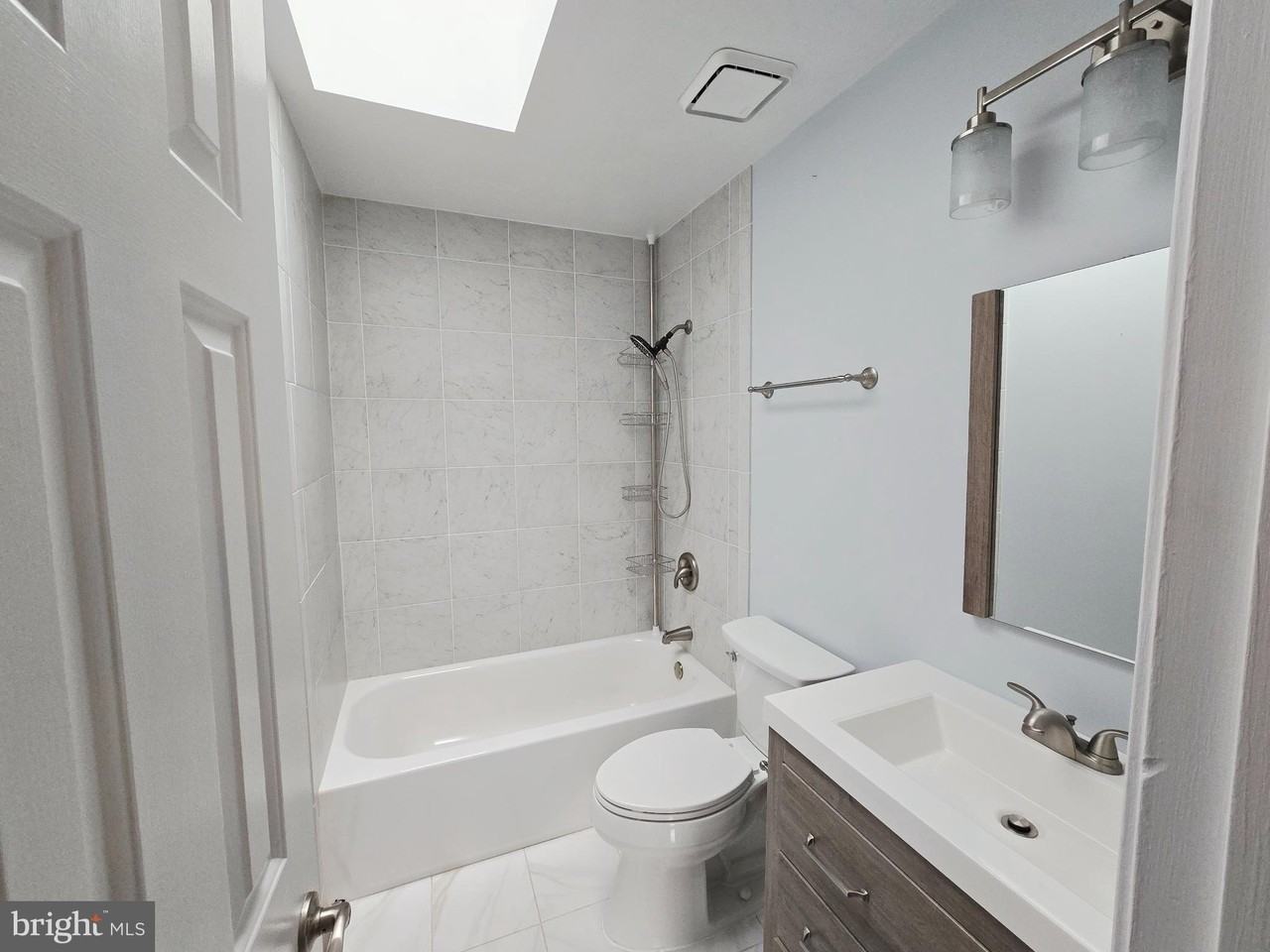 223 Sagun Dr - Photo 4 of 16