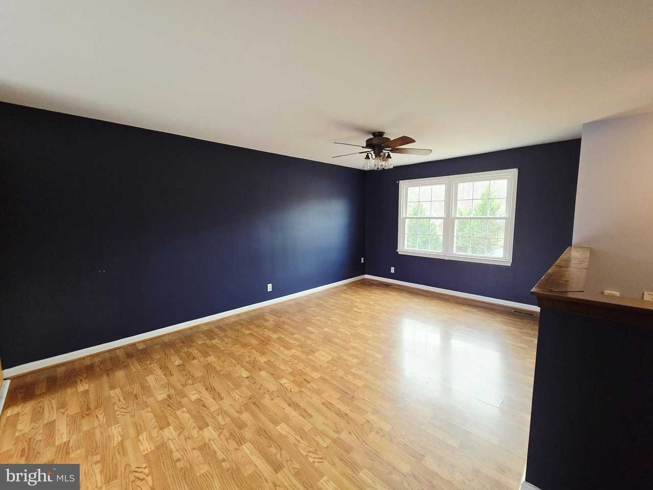 223 Sagun Dr - Photo 5 of 16