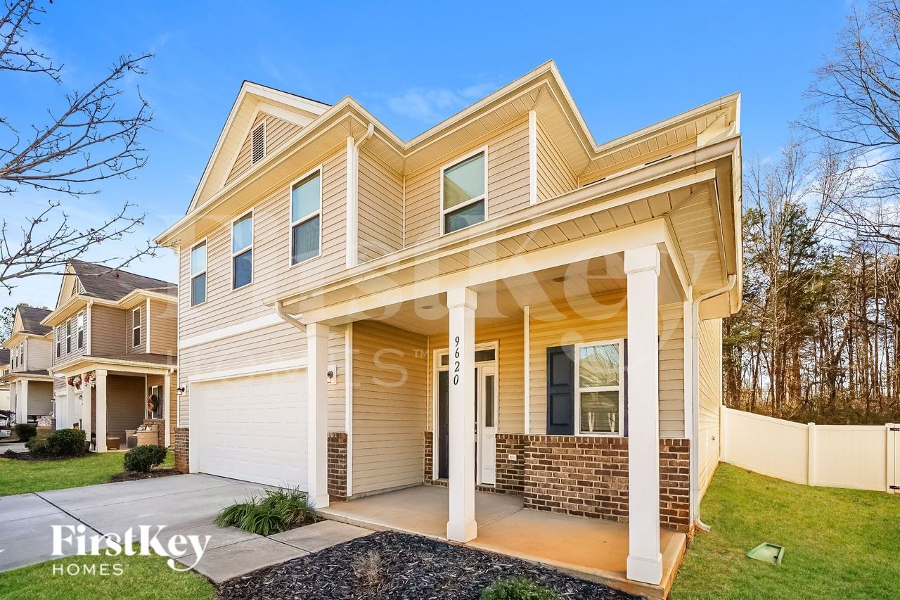 9620 Hamel St - Photo 3 of 19