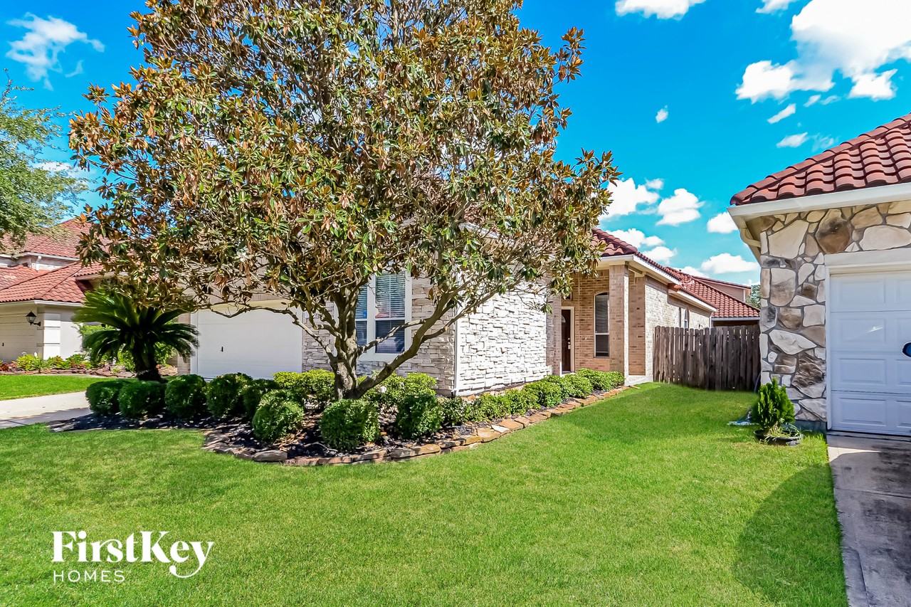 5 Peach Tree Ct - Photo 2 of 15