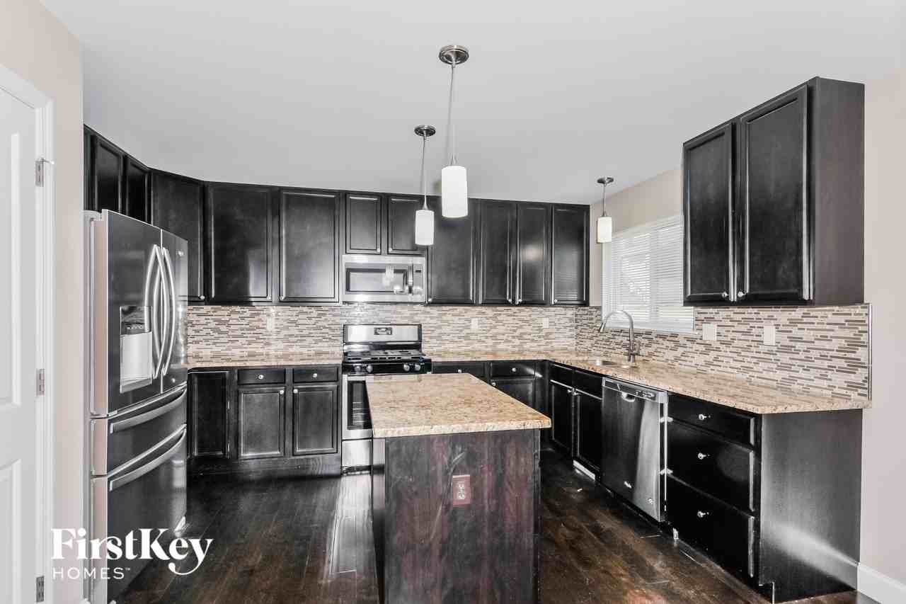 678 Lost Canyon Blvd - Photo 6 of 15