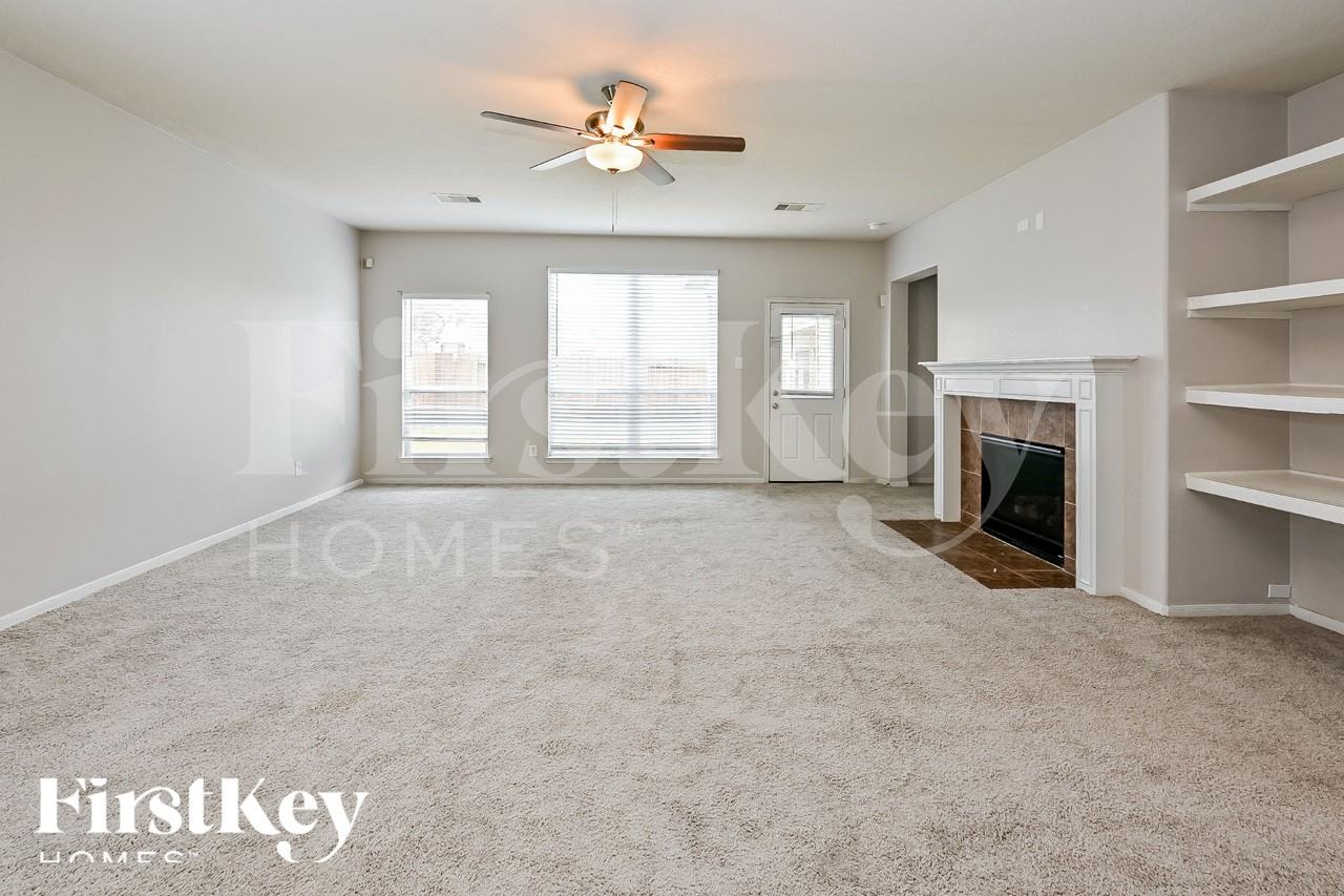 4207 Old Arbor Way - Photo 2 of 16