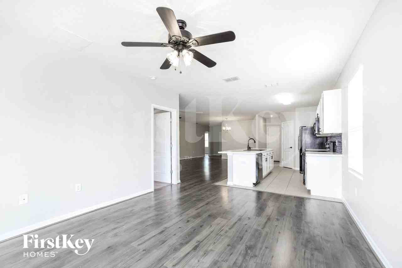 2283 Sequoia Way - Photo 3 of 15