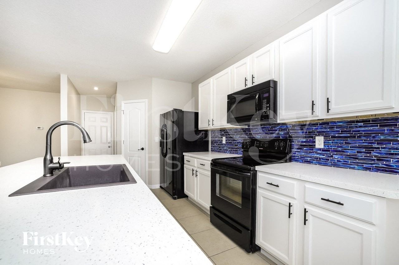 2283 Sequoia Way - Photo 6 of 15