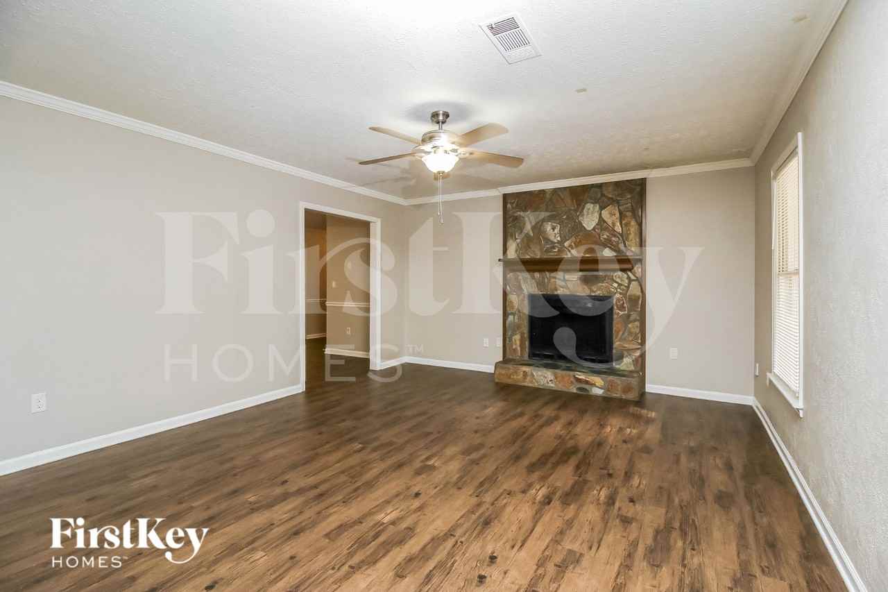 388 Scenic Ln - Photo 2 of 19