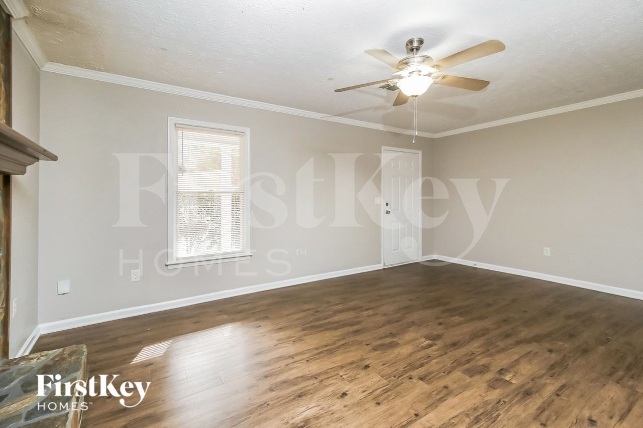 388 Scenic Ln - Photo 3 of 19