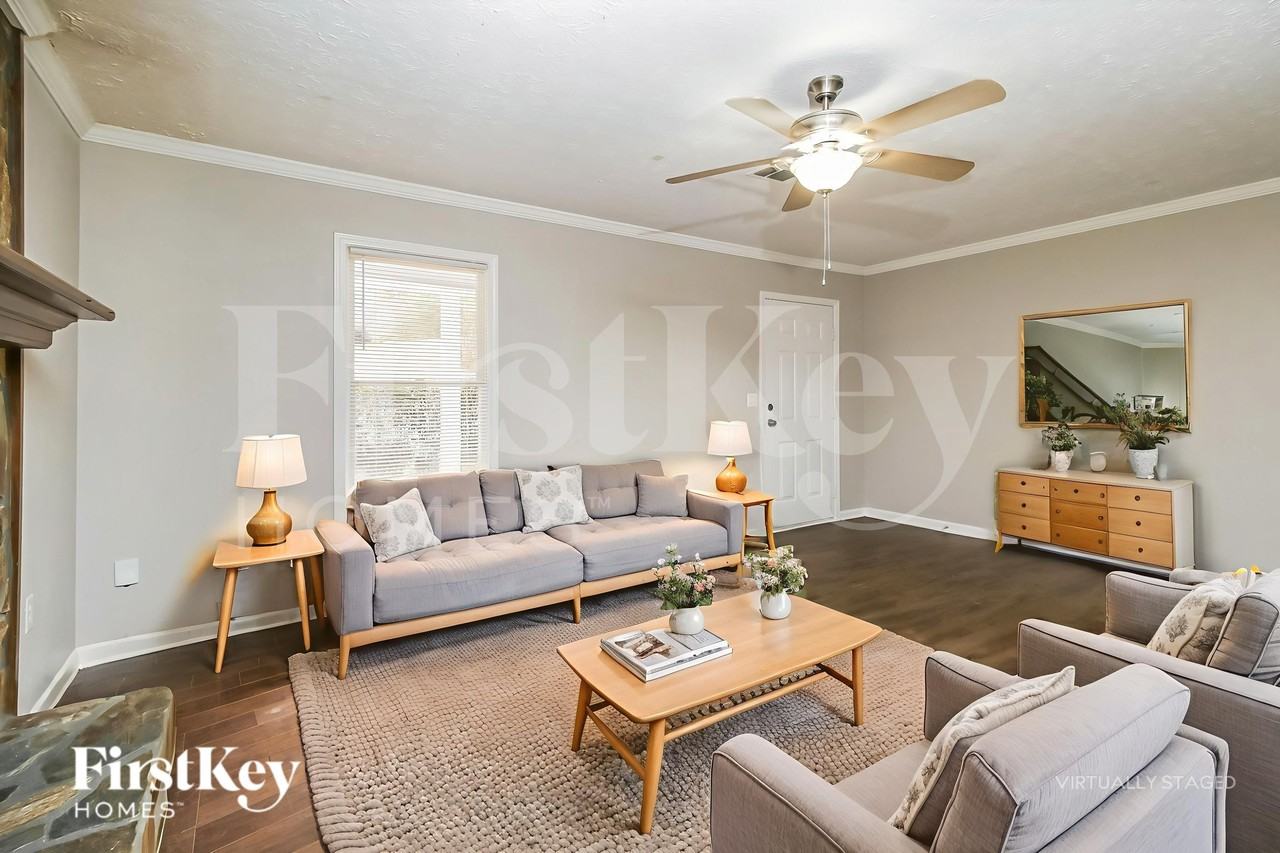 388 Scenic Ln - Photo 4 of 19