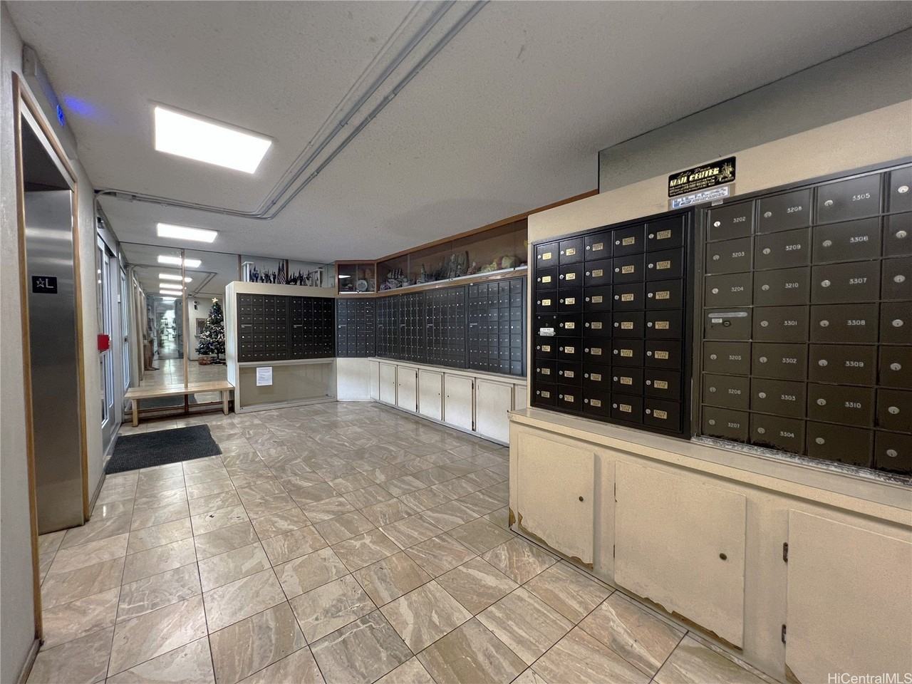 98-099 Uao Pl Apt 3005 - Photo 4 of 9