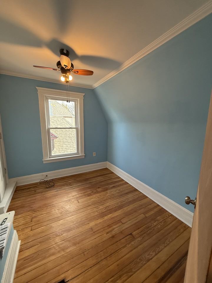 713 Clairmount St - Photo 3 of 21