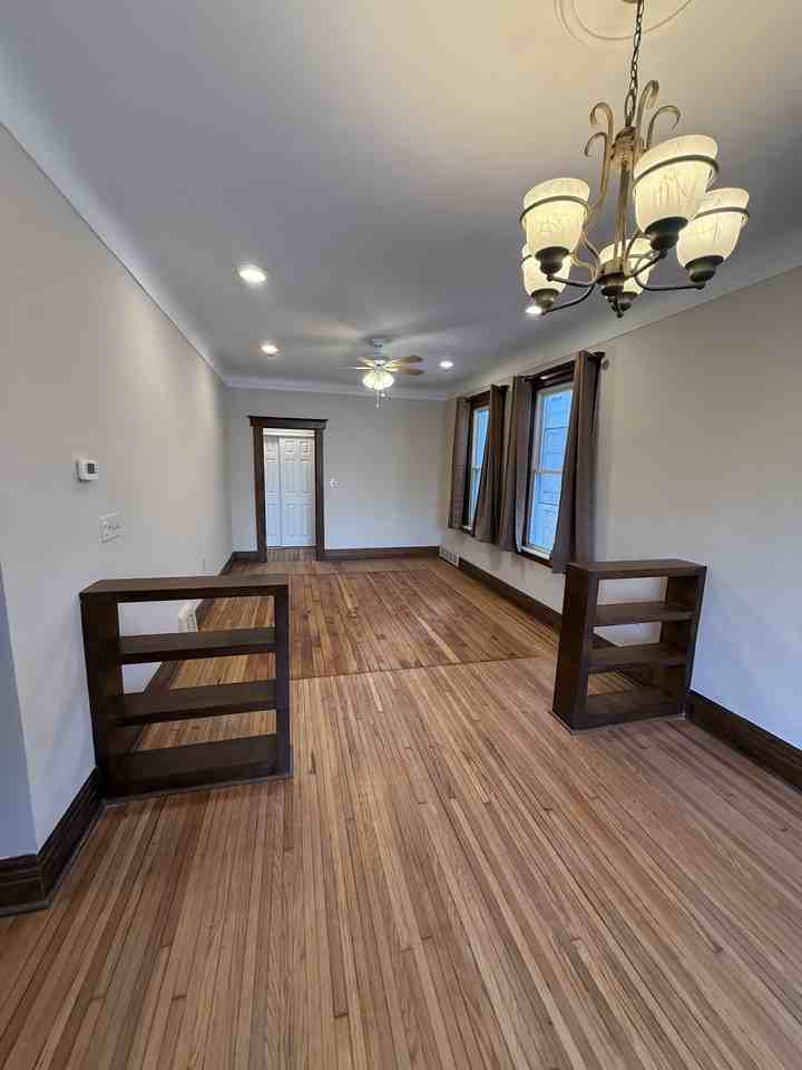 713 Clairmount St - Photo 4 of 21