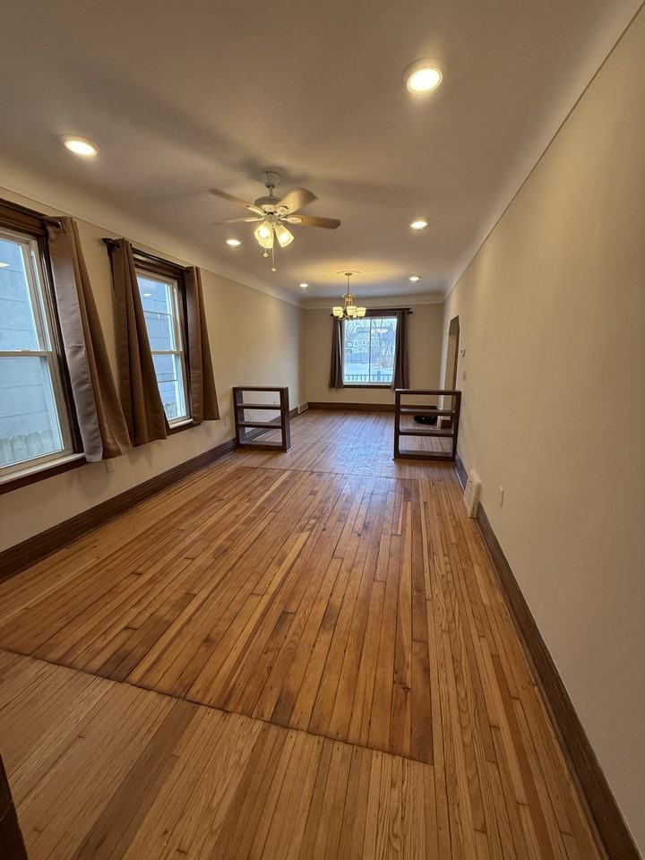 713 Clairmount St - Photo 6 of 21