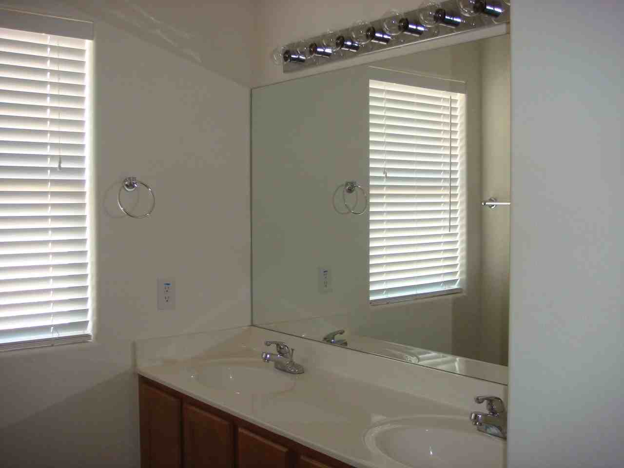 608 North Robles Street - Photo 7 of 17