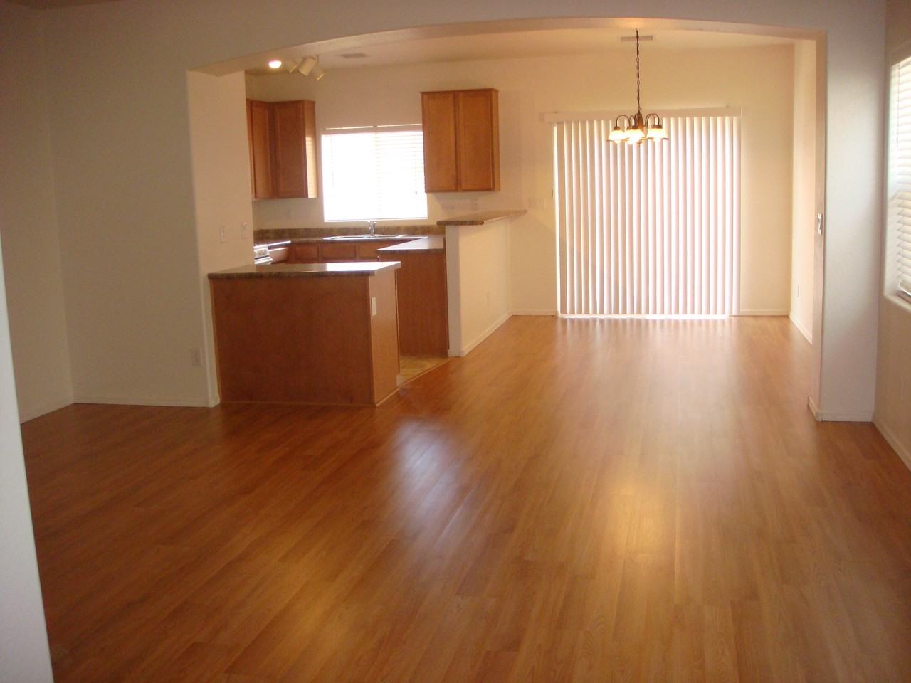 608 North Robles Street - Photo 7 of 17