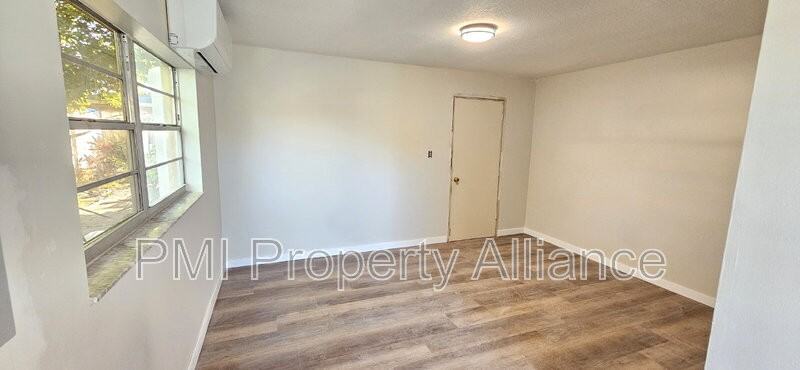 5441 Arpana Dr - Photo 4 of 8