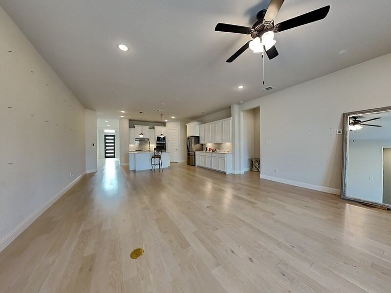 721 Precious Dr - Photo 2 of 21