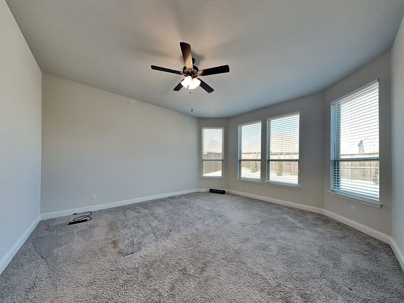 721 Precious Dr - Photo 7 of 21