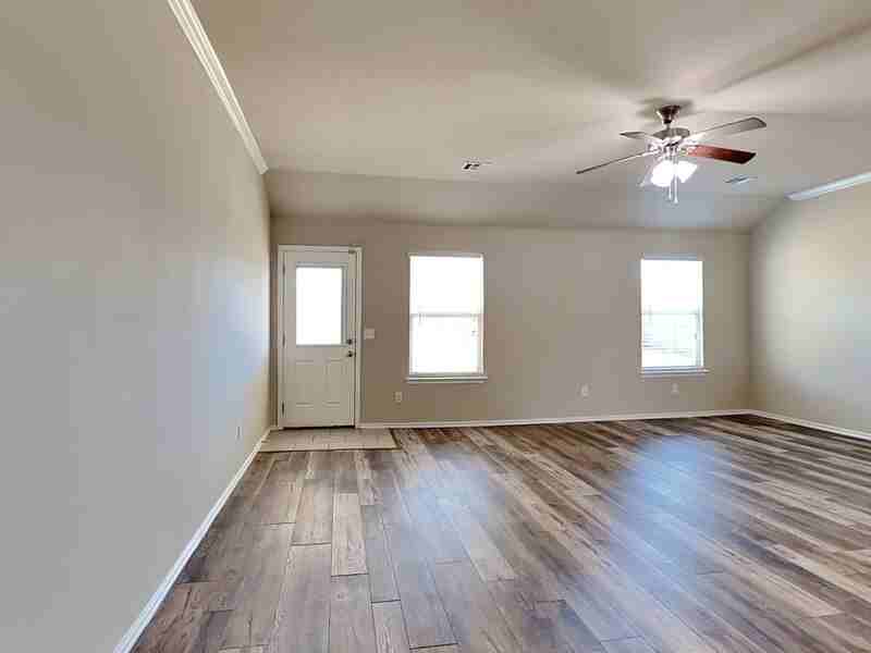 2716 Demotte Dr - Photo 3 of 17