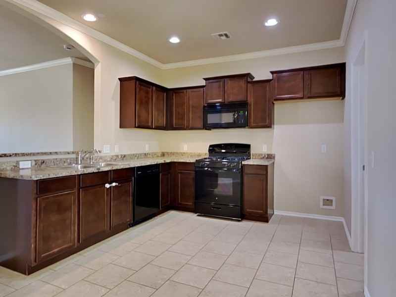 2716 Demotte Dr - Photo 4 of 17