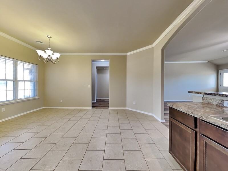 2716 Demotte Dr - Photo 5 of 17