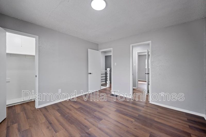 511 N Elm St #A - Photo 6 of 33