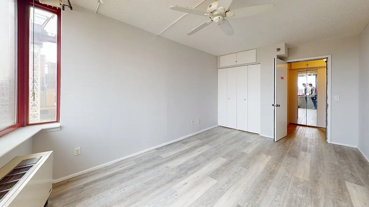 474 48th Ave #12H - Photo 7 of 10