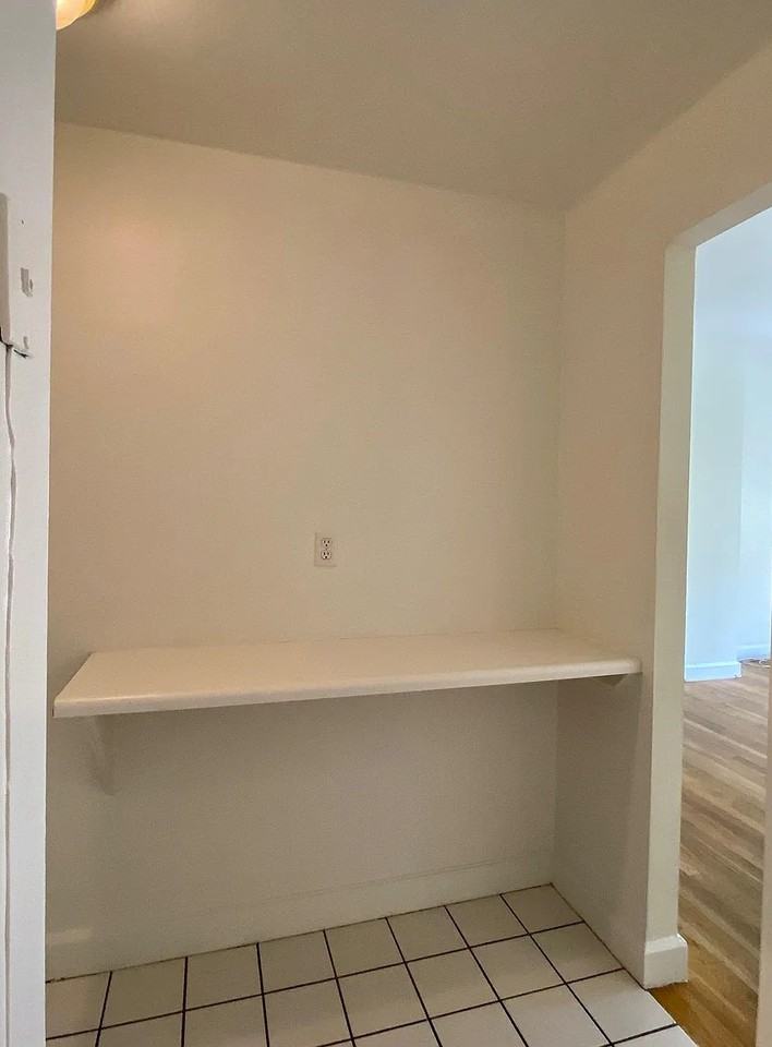 538 Beacon St #18 - Photo 7 of 13