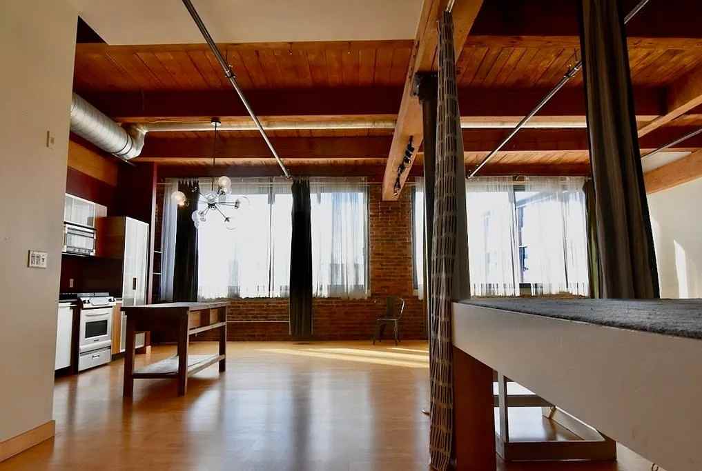 950 Dorchester Ave #200 - Photo 2 of 17