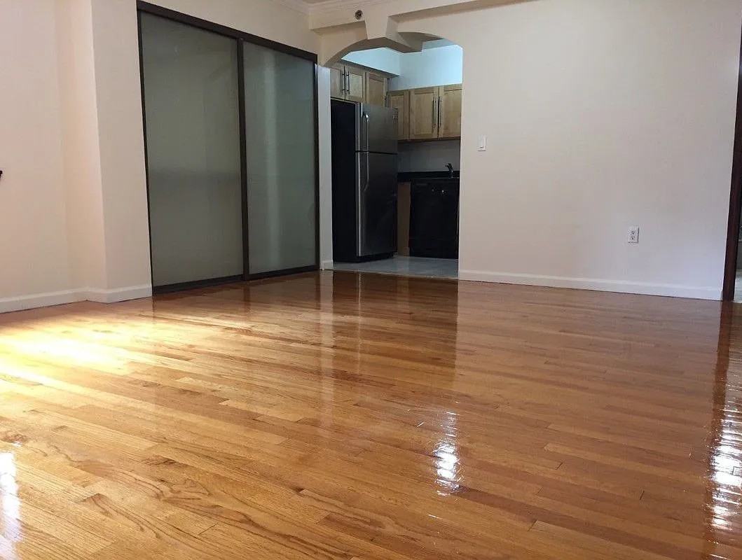 10210 Queens Blvd #604 - Photo 4 of 6