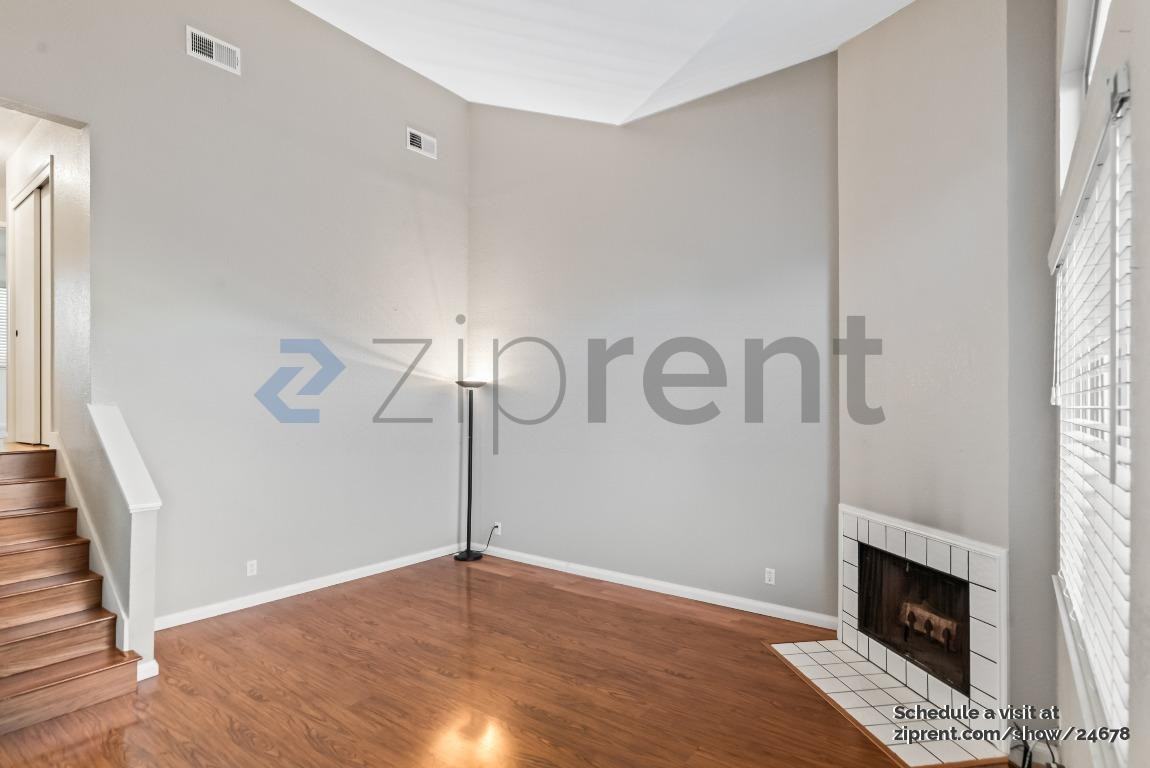 374 Coyote Creek Cir - Photo 6 of 25