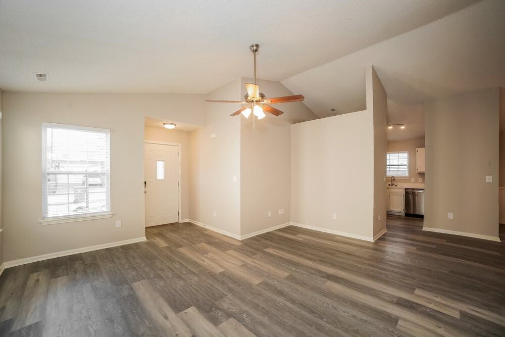 4312 Village Trace Dr - Photo 4 of 16