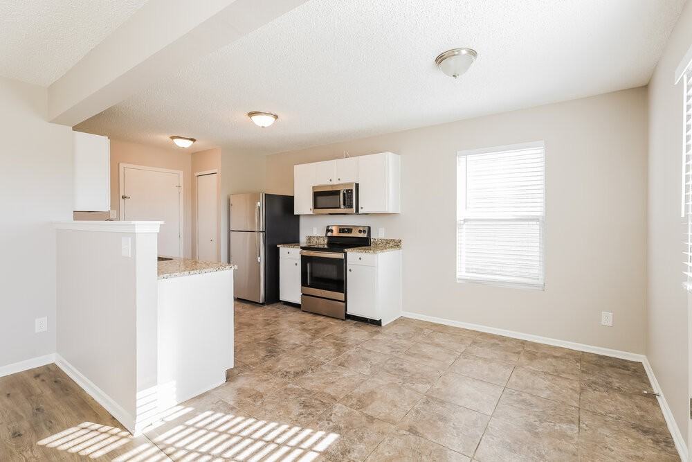 8747 Hosta Way - Photo 5 of 17