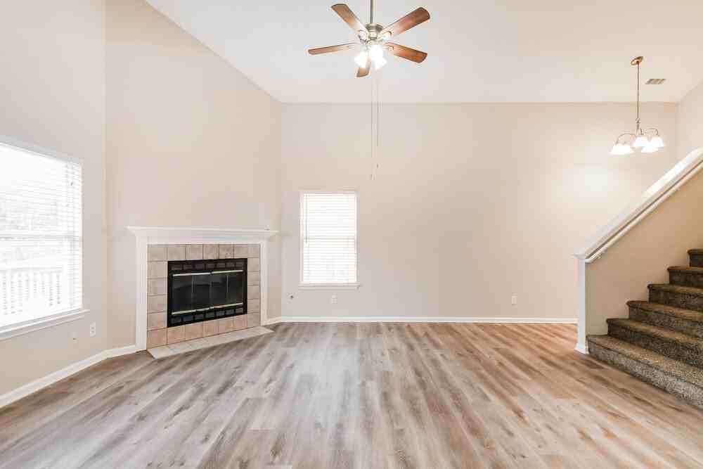 16804 Lowell Dr - Photo 5 of 17