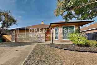 7204 Harris Meadows Dr - Photo 1 of 1